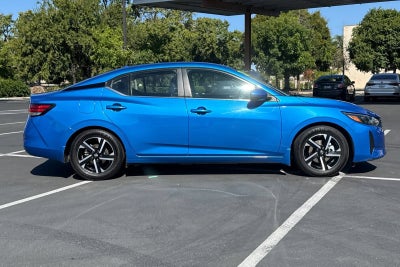 2024 Nissan Sentra SV Xtronic CVT