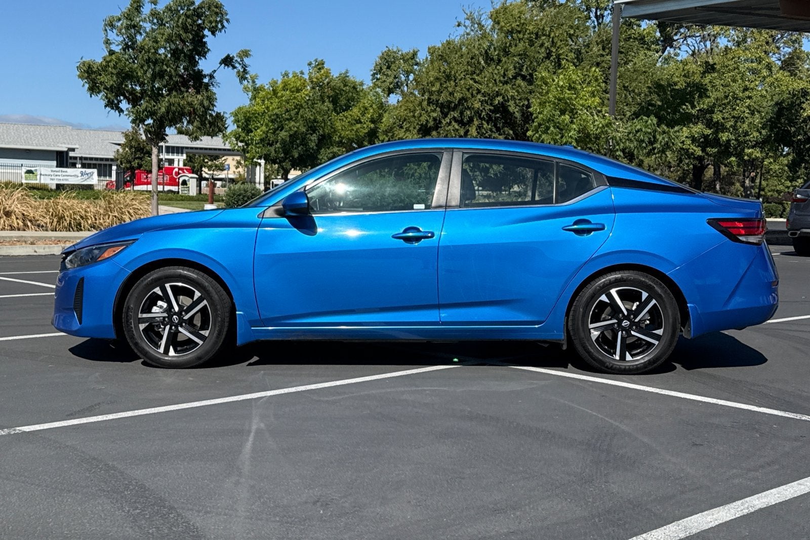 2024 Nissan Sentra SV Xtronic CVT