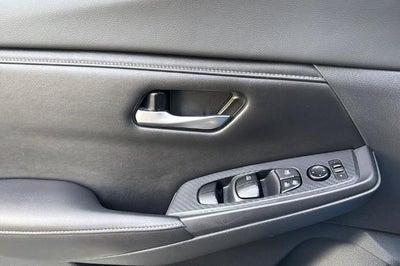 2021 Nissan Sentra SV Xtronic CVT