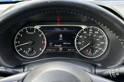 2021 Nissan Sentra SV Xtronic CVT