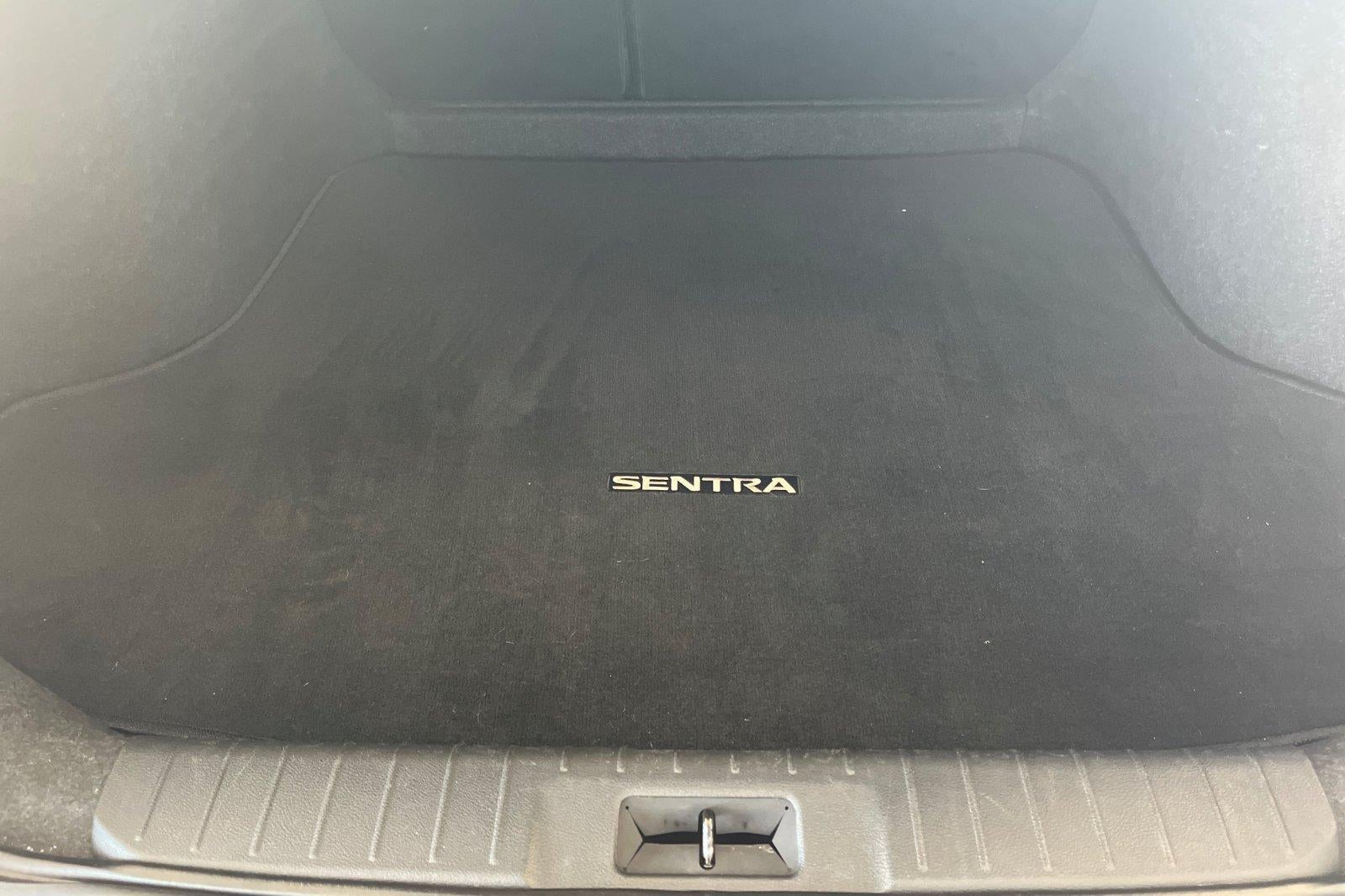 2024 Nissan Sentra SV Xtronic CVT