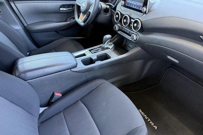 2024 Nissan Sentra SV Xtronic CVT