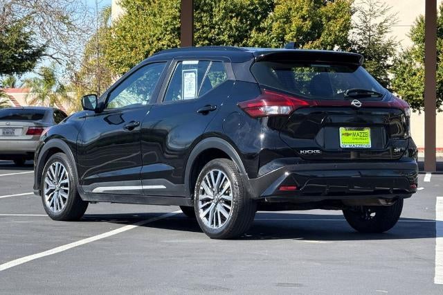2024 Nissan Kicks SR