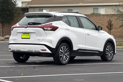 2024 Nissan Kicks SR Xtronic CVT