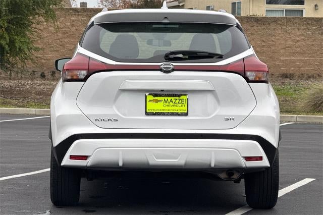 2024 Nissan Kicks SR Xtronic CVT