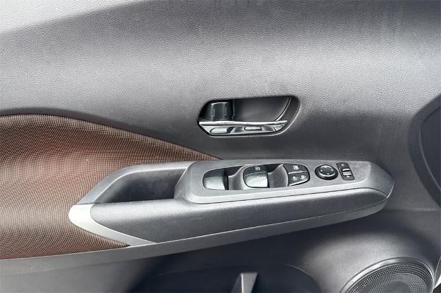 2024 Nissan Kicks SR Xtronic CVT