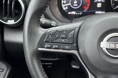 2024 Nissan Kicks SR Xtronic CVT