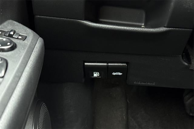 2024 Nissan Kicks SR Xtronic CVT