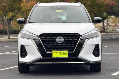 2024 Nissan Kicks SR Xtronic CVT