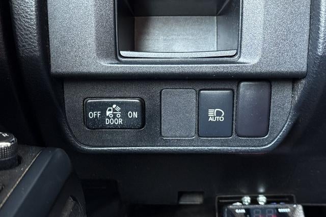 2018 Toyota Tacoma SR V6