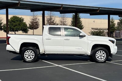 2025 Toyota Tacoma 4WD SR