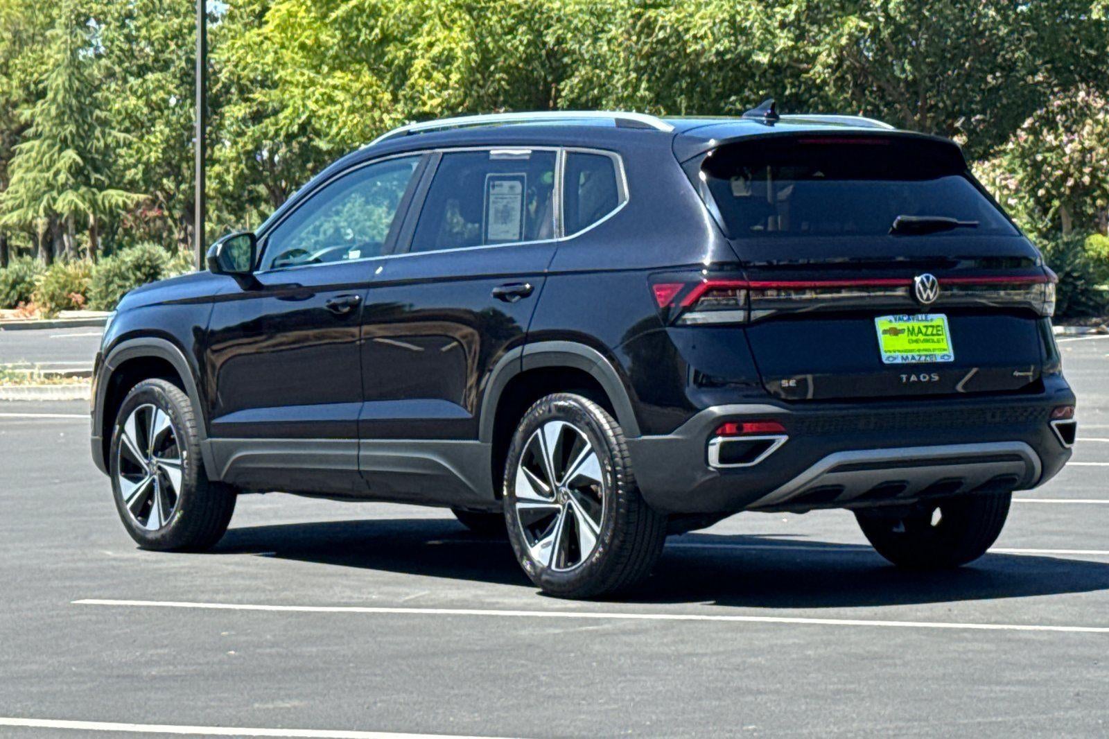 2025 Volkswagen Taos SE