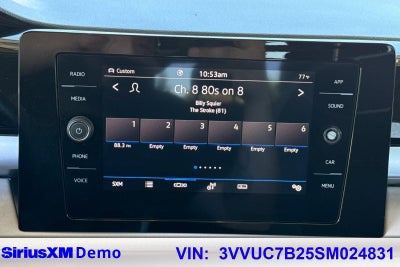 2025 Volkswagen Taos SE