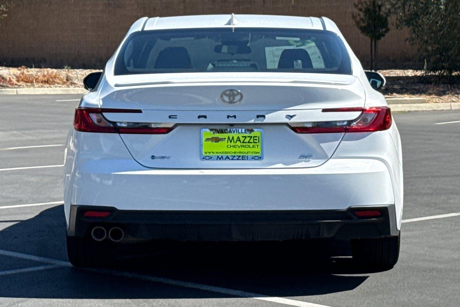 2025 Toyota Camry SE
