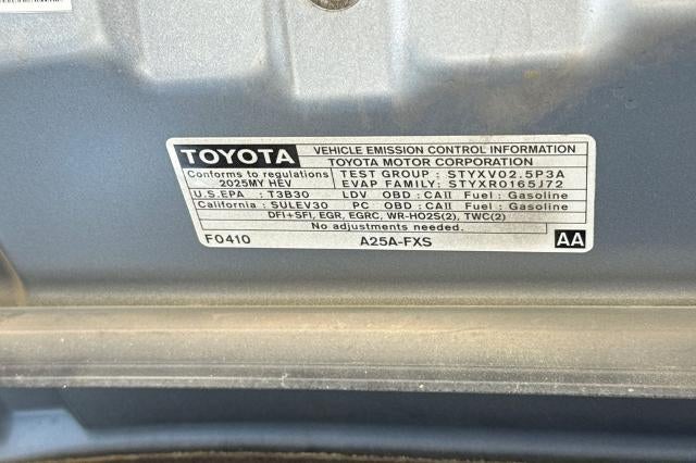 2025 Toyota Camry LE