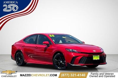 2025 Toyota Camry SE