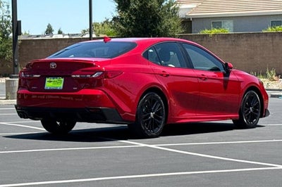 2025 Toyota Camry SE