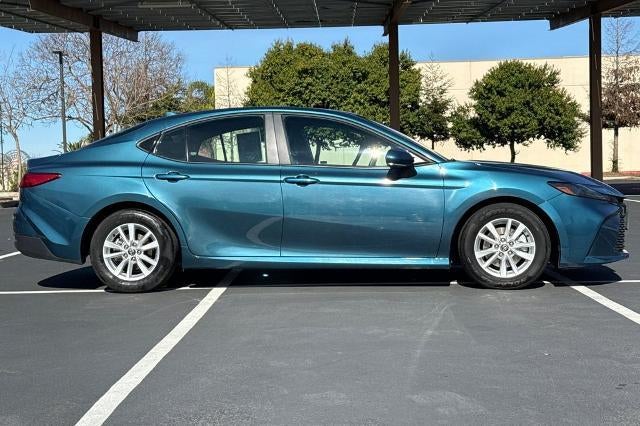 2025 Toyota CAMRY LE LE
