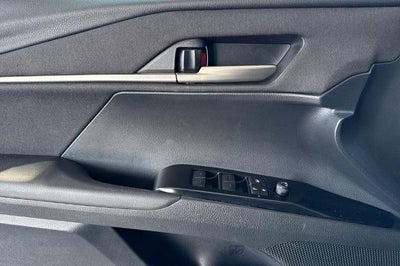 2025 Toyota CAMRY LE LE