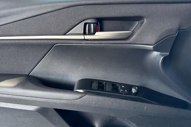 2025 Toyota CAMRY LE LE