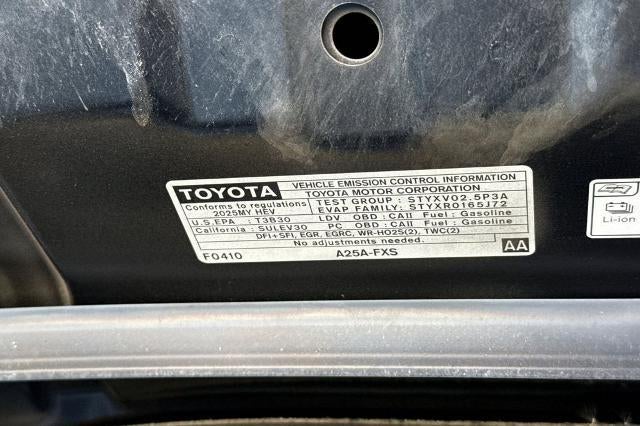 2025 Toyota Camry LE