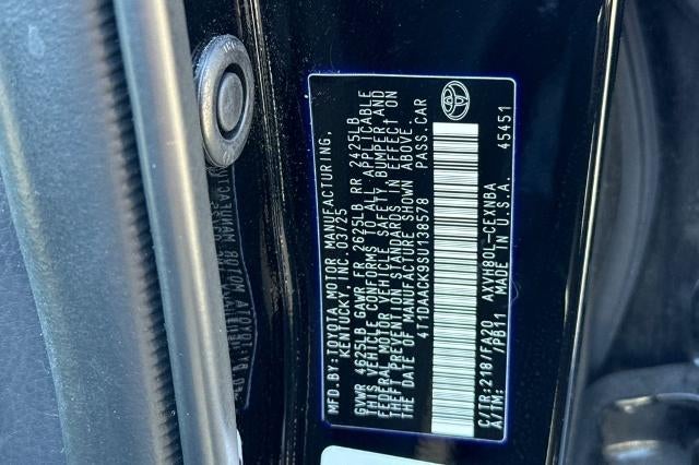 2025 Toyota Camry LE