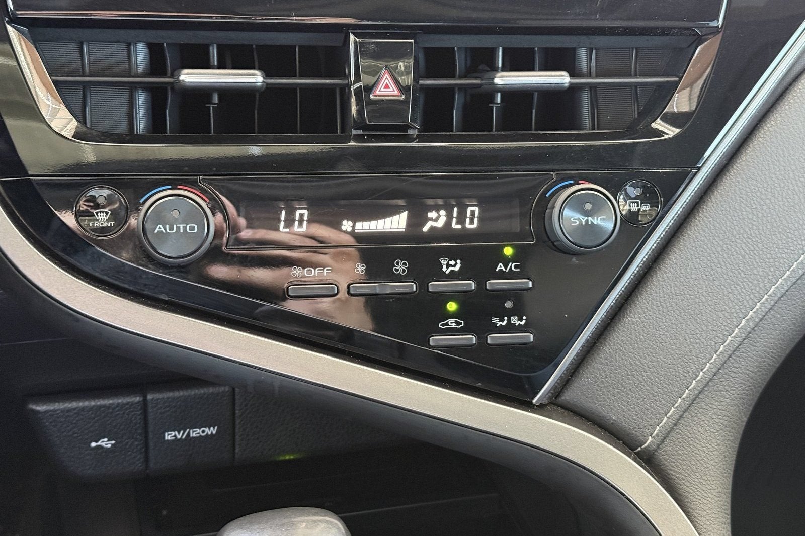 2021 Toyota Camry XSE Hybrid