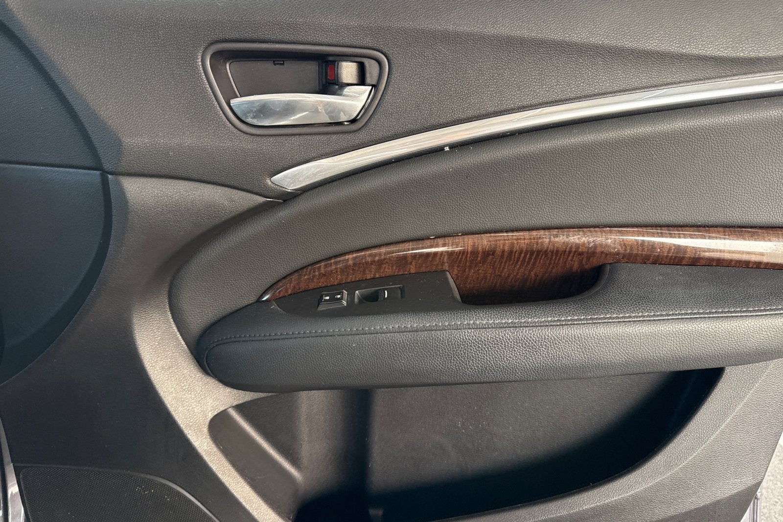2018 Acura MDX w/Technology Package & AcuraWatch Plus Pkg