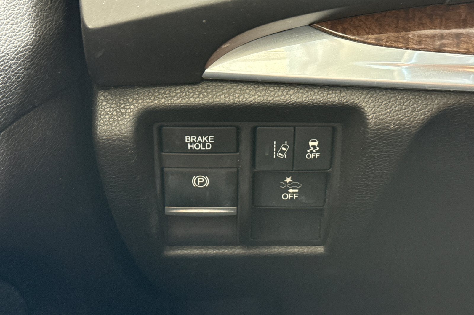 2018 Acura MDX w/Technology Package & AcuraWatch Plus Pkg