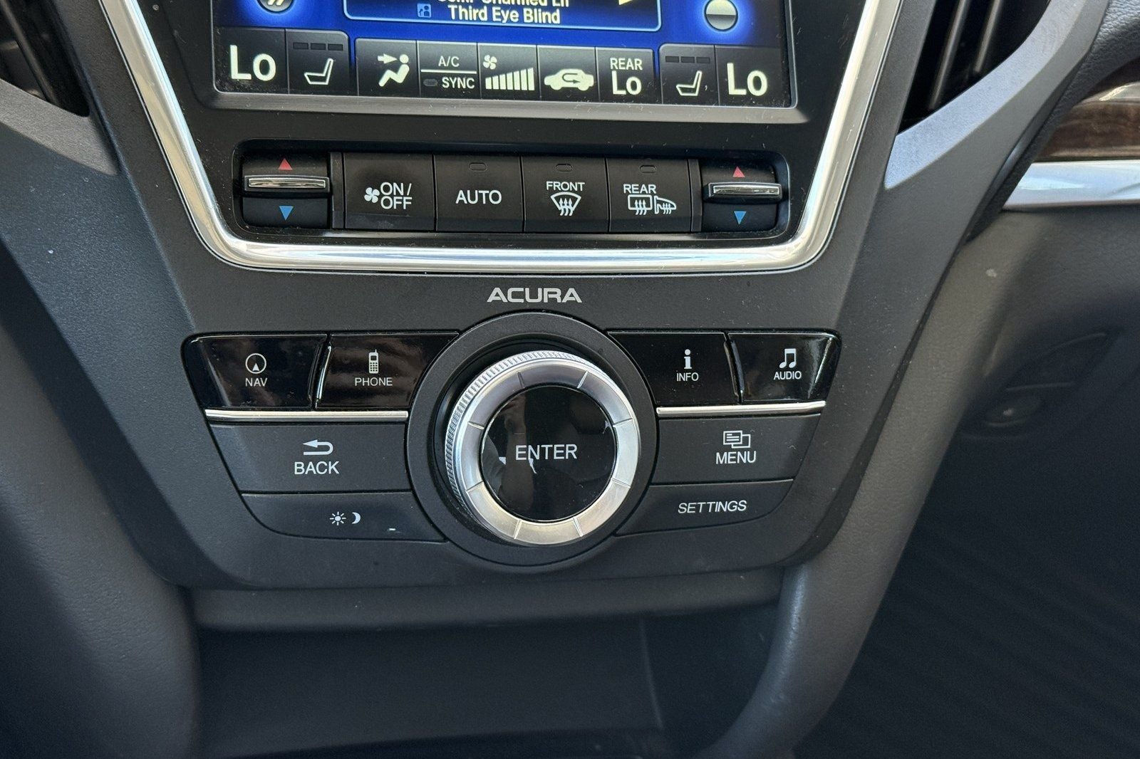 2017 Acura MDX w/Technology Package