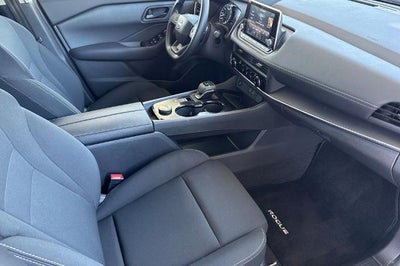 2025 Nissan Rogue S