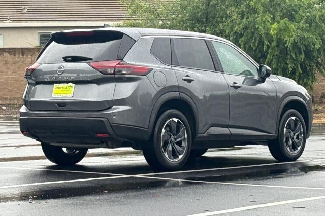 2025 Nissan Rogue SV FWD