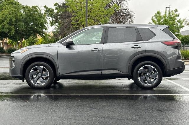 2025 Nissan Rogue SV FWD