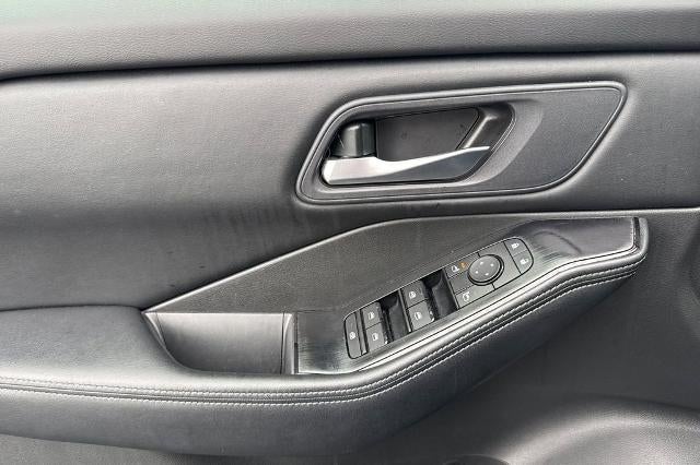 2025 Nissan Rogue SV FWD