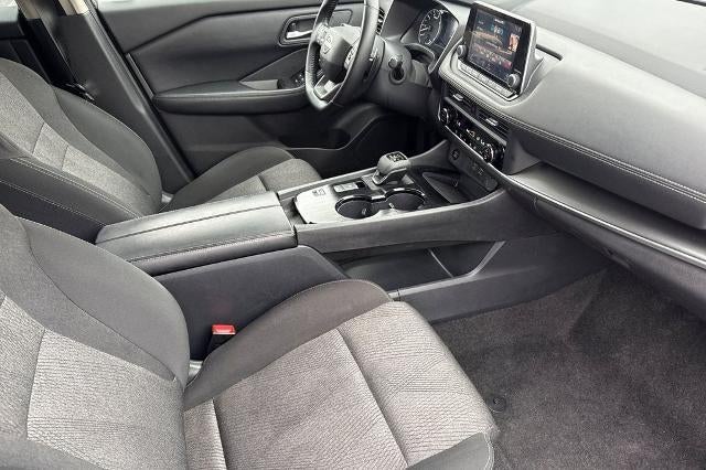 2025 Nissan Rogue SV FWD