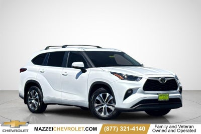2023 Toyota Highlander XLE