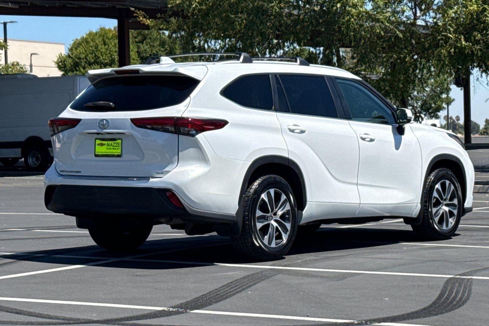 2023 Toyota Highlander XLE