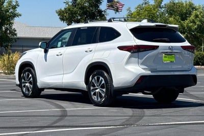 2023 Toyota Highlander XLE