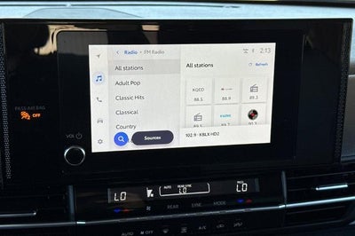 2025 Toyota Sienna LE