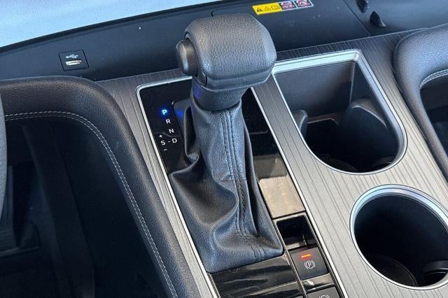 2025 Toyota Sienna LE
