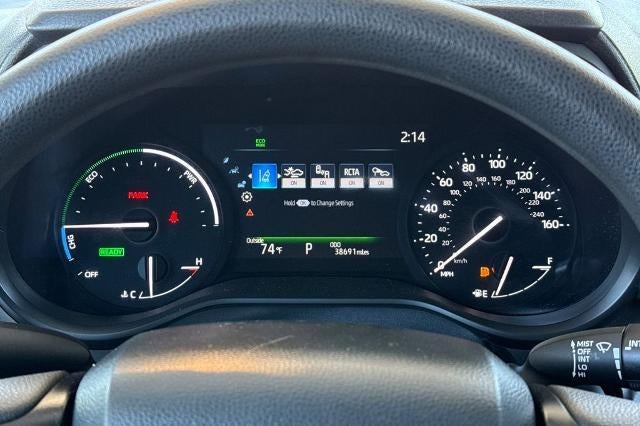 2025 Toyota Sienna LE