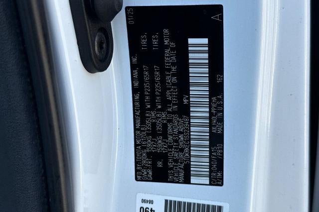 2025 Toyota Sienna LE