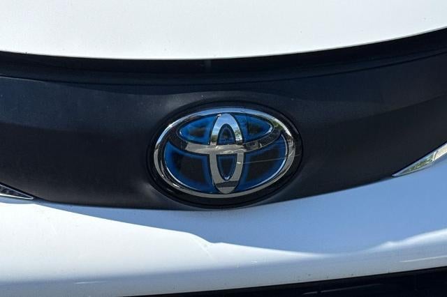 2025 Toyota Sienna LE