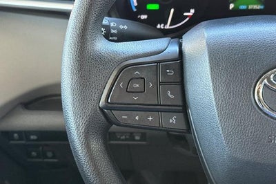 2024 Toyota Sienna LE