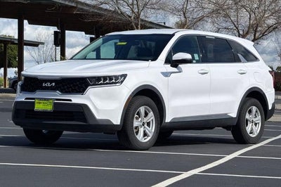 2023 Kia Sorento LX