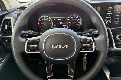 2023 Kia Sorento LX