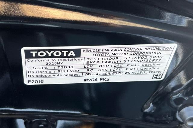 2025 Toyota Corolla LE