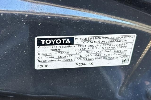 2025 Toyota Corolla LE