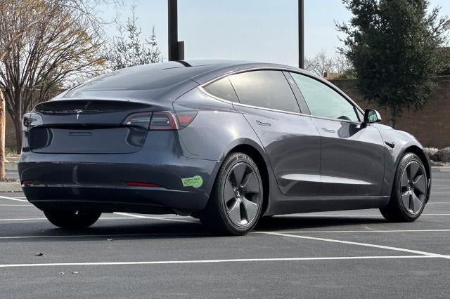 2021 Tesla Model 3 Standard Range Plus Rear-Wheel Drive
