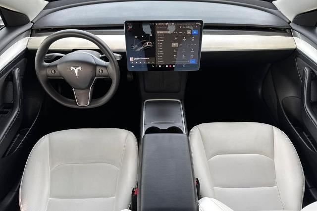 2021 Tesla Model 3 Standard Range Plus Rear-Wheel Drive